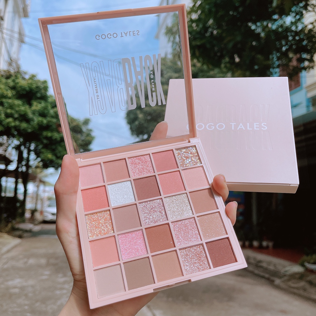 Bảng phấn mắt 25 màu GOGO TALES Crystal Color Charming Eyes 29.5g