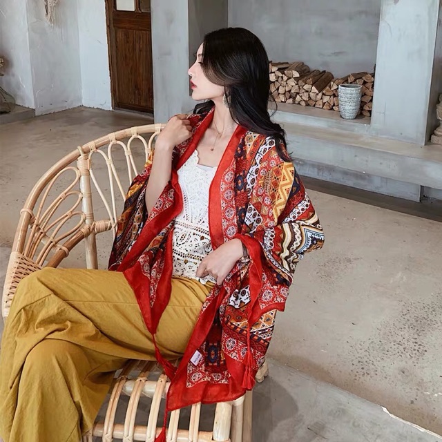 Khăn choàng bohemian in họa tiết thổ cẩm linen