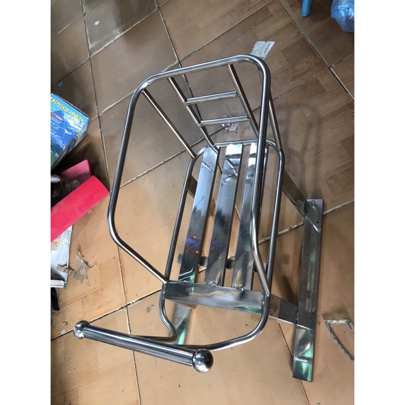 Ghế xe đạp inox rất bền và chắc chắn