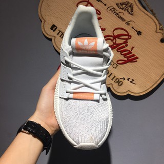 Giày prophere trắng hồng