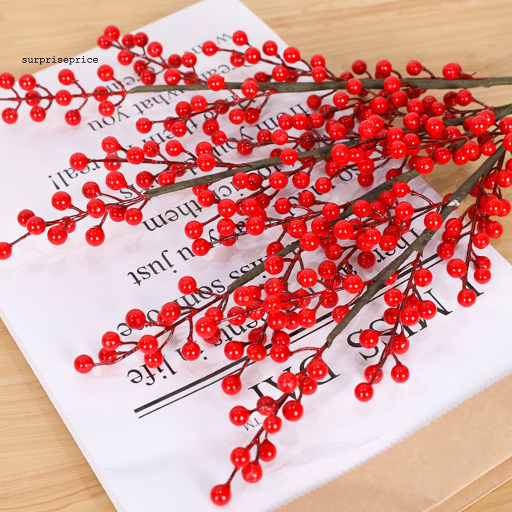 Bó hoa quả mọng nhân tạo dùng trang trí nội thất kiểu giáng sinh