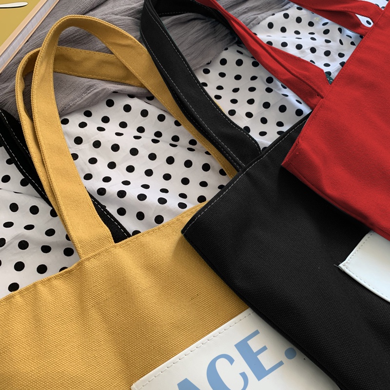 Túi Tote vải đen túi nhỏ thời trang phía trước họa tiết chữ đeo vai phong cách Ulzzang