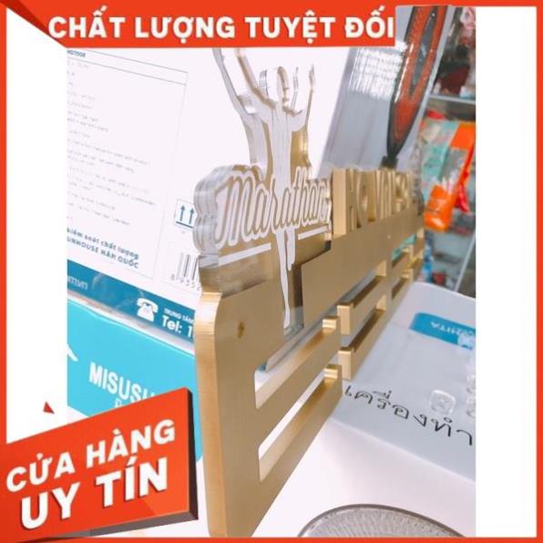 Giá treo huy chương điền kinh, marathon,running, Mẫu mới 58x18cm