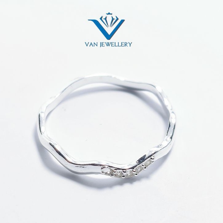 Nhẫn bạc Nhẫn sóng nhỏ bạc ta Van Jewelry V10005