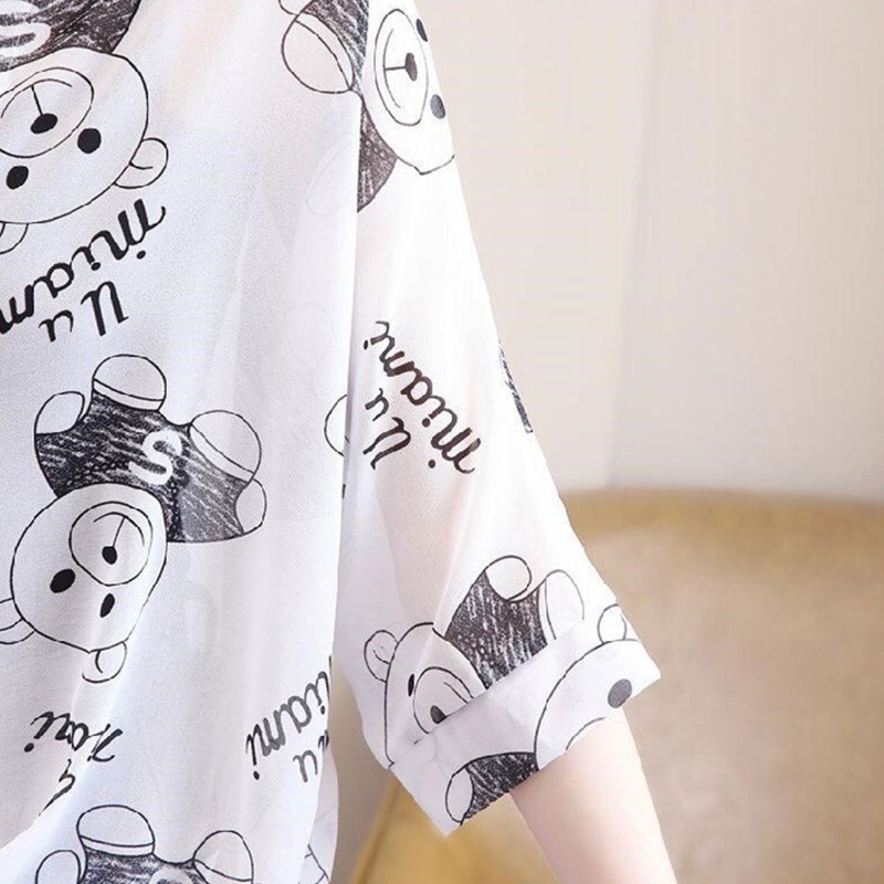 Áo Sơ Mi Voan Cánh Dơi In Họa Tiết Báo Gấu Dễ Thương Cho Nữ