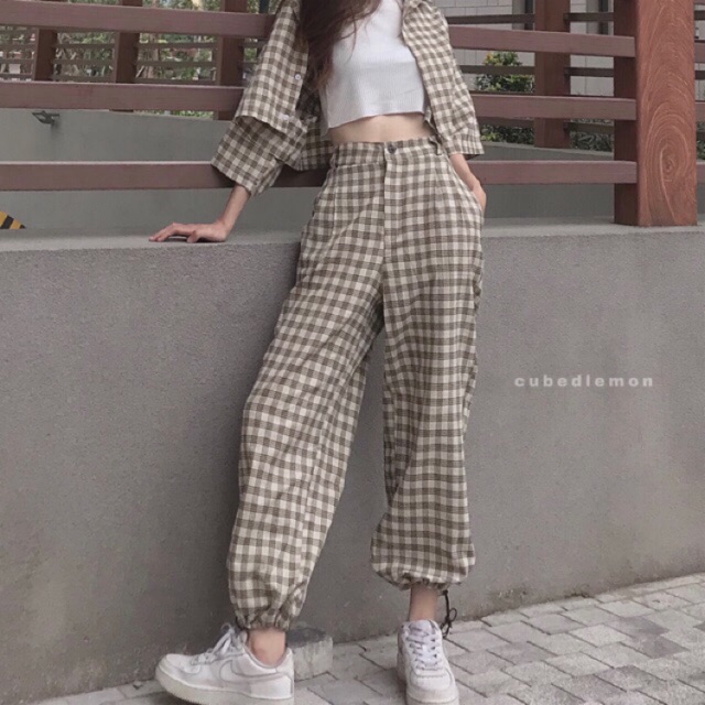 Quần caro suông ống rộng bo chun ống