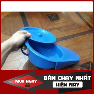 Bô dẹt cho người bệnh đi vệ sinh