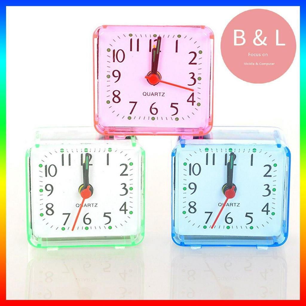 Đồng Hồ Báo Thức Để Bàn Hình Vuông Pha Lê Sang Trọng