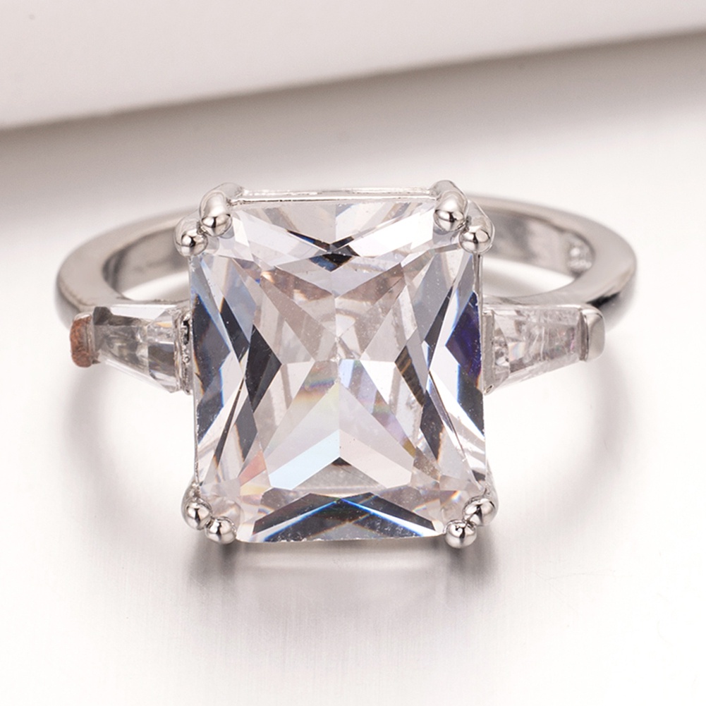 Nhẫn Đính Hôn Đính Đá Zircon Vuông Tinh Tế Cho Nữ