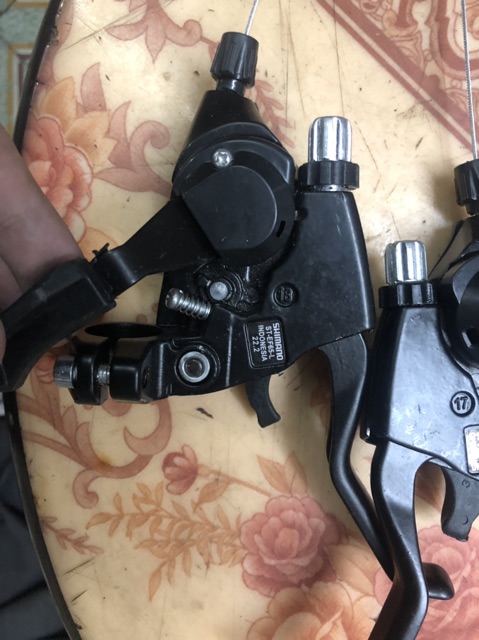 Tay bấm xả shimano 3/8 Ef65