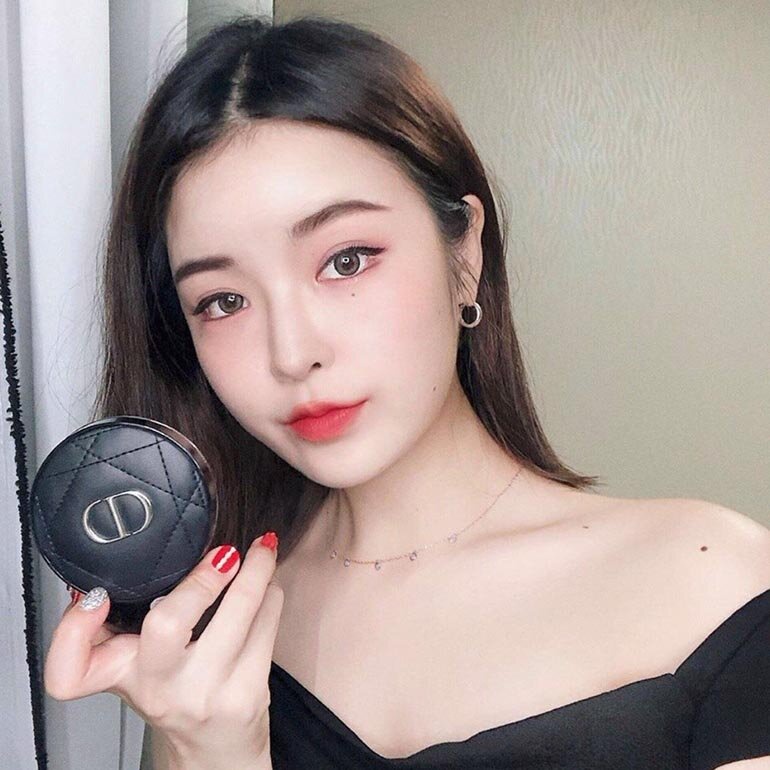 Phấn Nước Cushion Dior Forever Perfect. Lâu trôi, độ che phủ cao màu N1