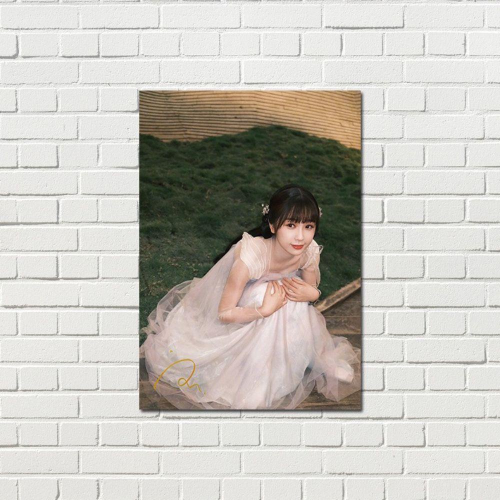 Set 8 Tấm Poster Dán Tường 420 * 285mm Hình Wang Hedi