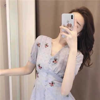 Váy nữ cổ V hoa thêu [Order]