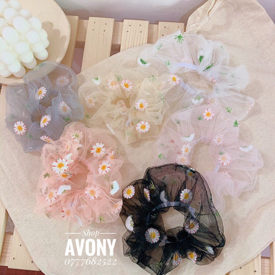 Cột tóc vải Scrunchie thêu hoa cúc và lá