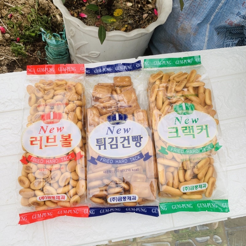 Bánh Quy Lúa Mạch Gumpung Hàn Quốc 250g