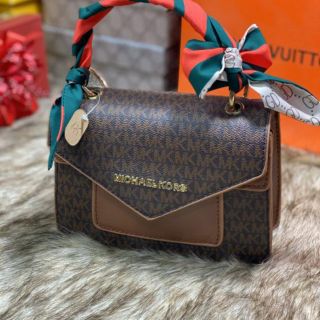 Túi Michael Kors kèm khăn siêu xịn