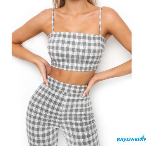 Bộ áo lửng 2 dây gợi cảm và quần lưng cao tôn dáng họa tiết caro sành điệu