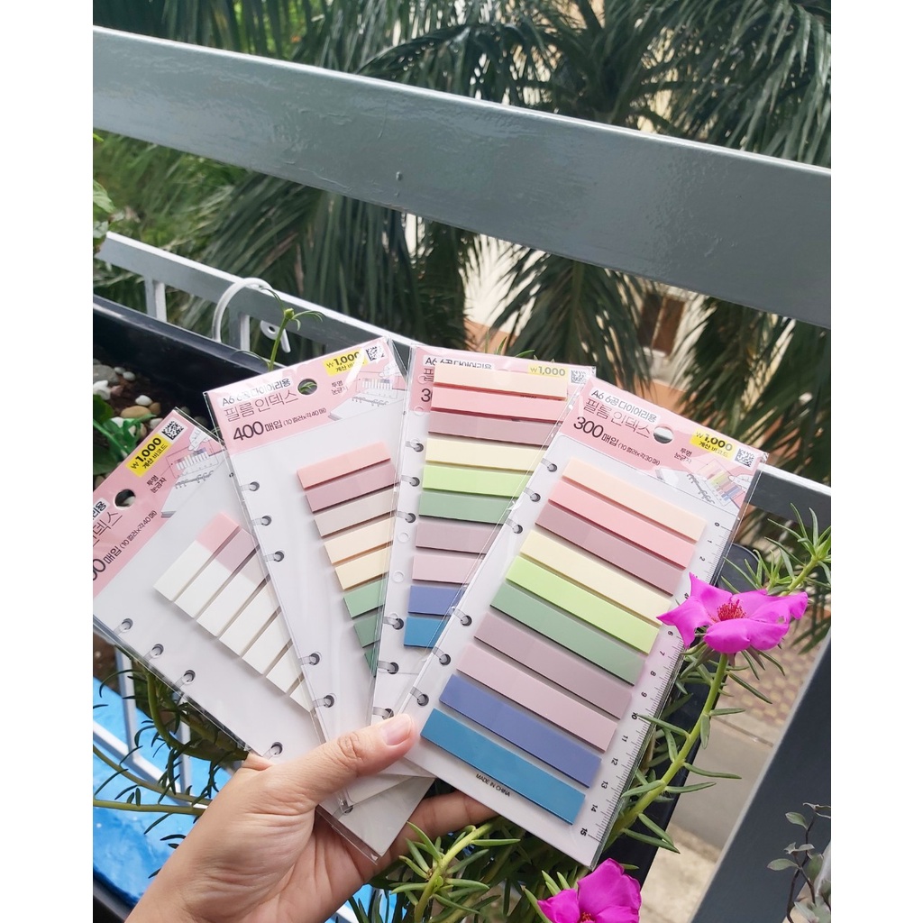 Tờ dánh dấu trang Daiso nhiều màu