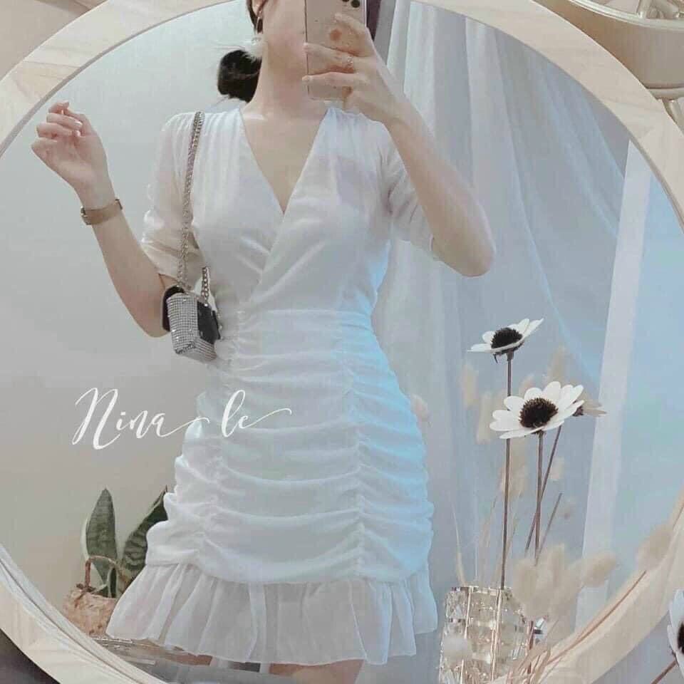 đầm ngắn xòe nhúm đuôi cá cổ V