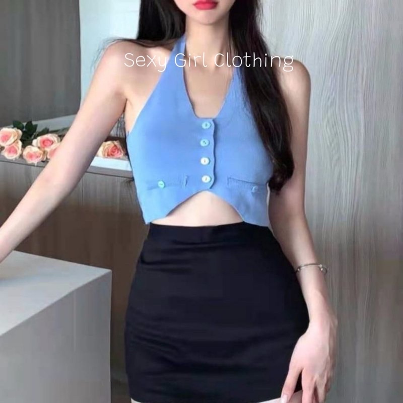 Áo croptop yếm dáng khoét eo sexy gợi cảm.