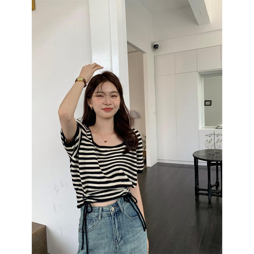 Áo Sweater Cổ Vuông Tay Phồng Họa Tiết Kẻ Sọc Phối Dây Rút Thời Trang Hàn Quốc 64087