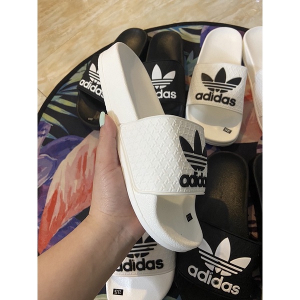 Dép lê nữ adidas đế nhẹ thời trang