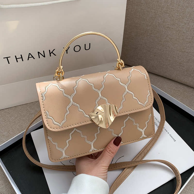 Túi xách tay đeo vai IELGY dáng vuông phong cách Hàn Quốc thời trang dành cho nữ