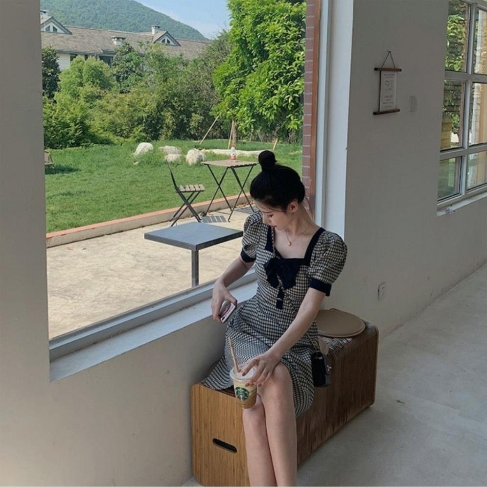 Váy Nữ Ngắn , Đầm Dáng Xòe Kẻ Caro , Cổ Vuông Đính Nơ ,Tay Bồng Thời Trang Công Sở Quảng Châu Cao Cấp -9sd