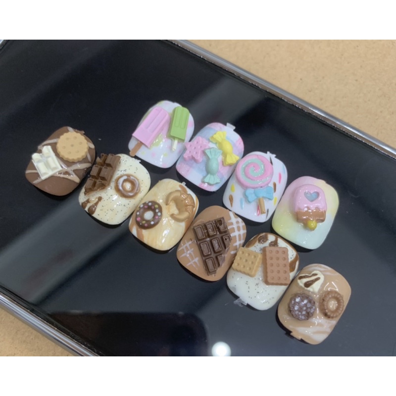 Khuôn silicon làm charm bánh kẹo