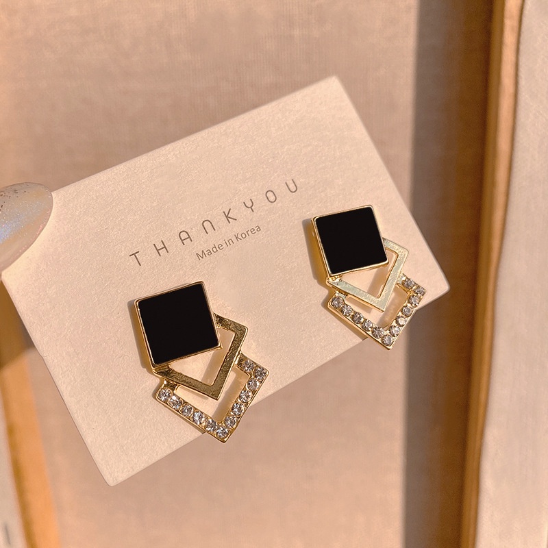 Khuyên Tai Hình Vuông Đính Đá Sang Trọng Phong Cách Hàn Quốc
