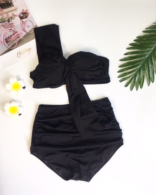 Bikini hai mảnh cạp cao áo phối dây lệch vai trắng và đen