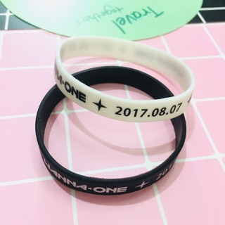 Combo 2 vòng tay wannaone / vòng tay kpop wannaone