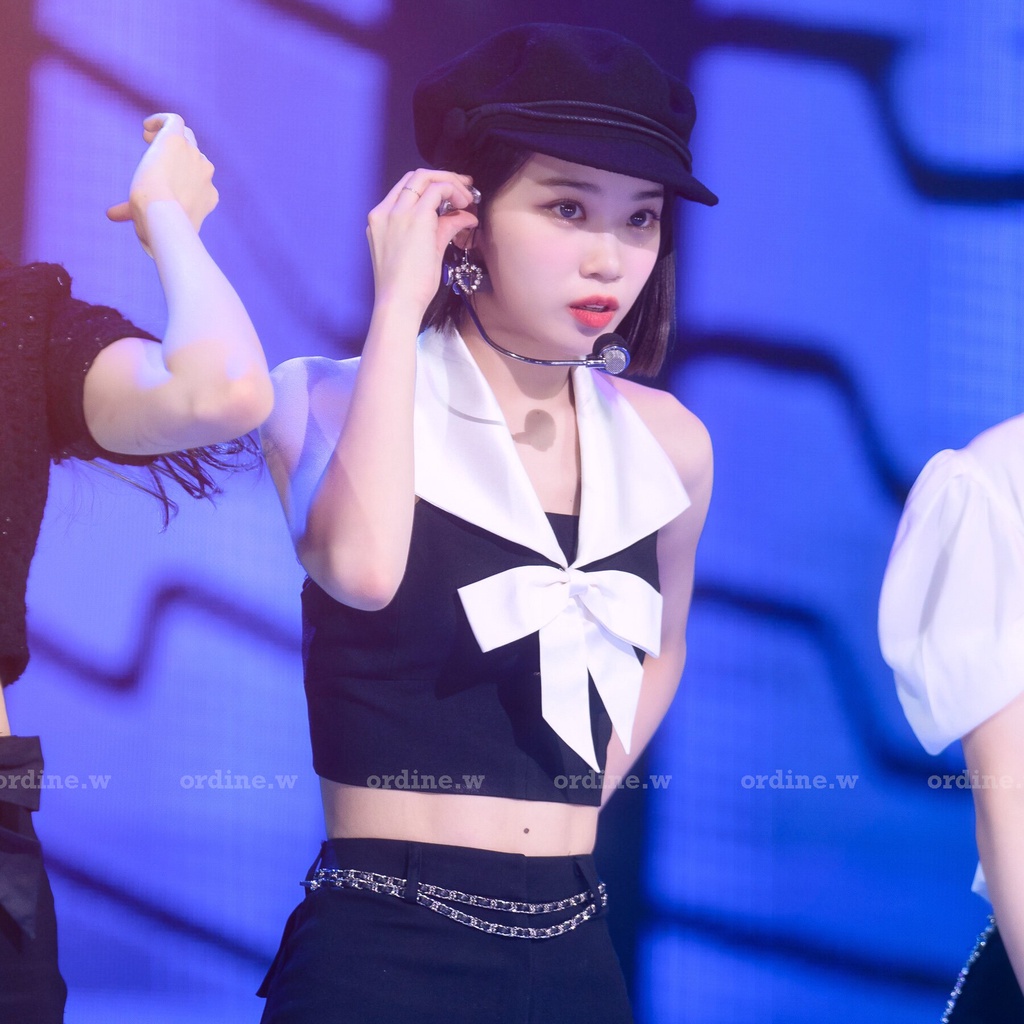 ORDER_Áo yếm đính nơ BLACKPINK Rosé, TWICE Momo, LE SSERAFIM Chaewon, KEP1ER Dayeon