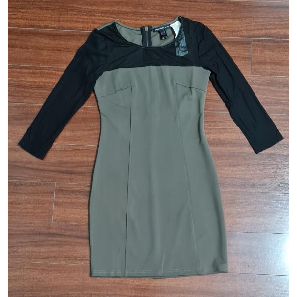 Đầm liền tay dài Mango size S mới 100%