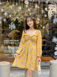 Đầm cổ vuông rút dây dài tay