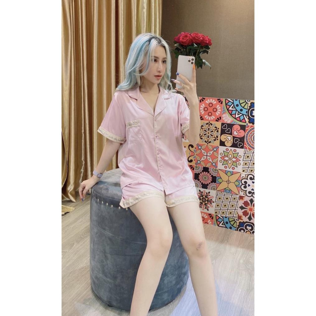 Bộ ngủ lụa Pizama đùi cộc hoạ tiết viền chữ cao cấp