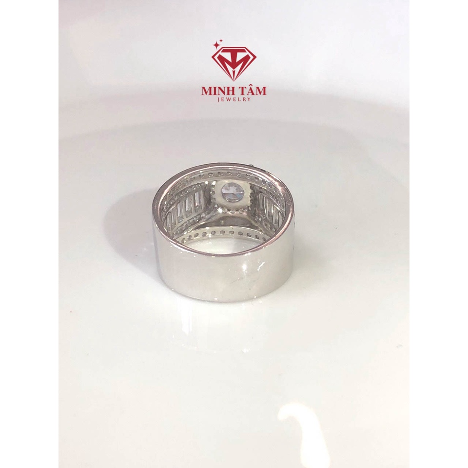 Nhẫn bạc nam xi bạch kim cao cấp viền đá xung quanh ổ đá chủ 6 ly-Minh Tâm Jewelry