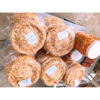 Cơm cháy chị bán buôn