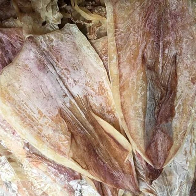Mực khô tự phơi