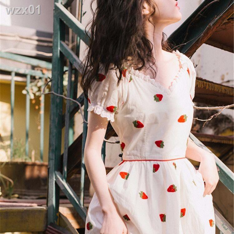 Nghệ thuật retro Mori cô gái sinh viên ngọt ngào nàng tiên nhỏ siêu dâu tây in váy trắng thêu
