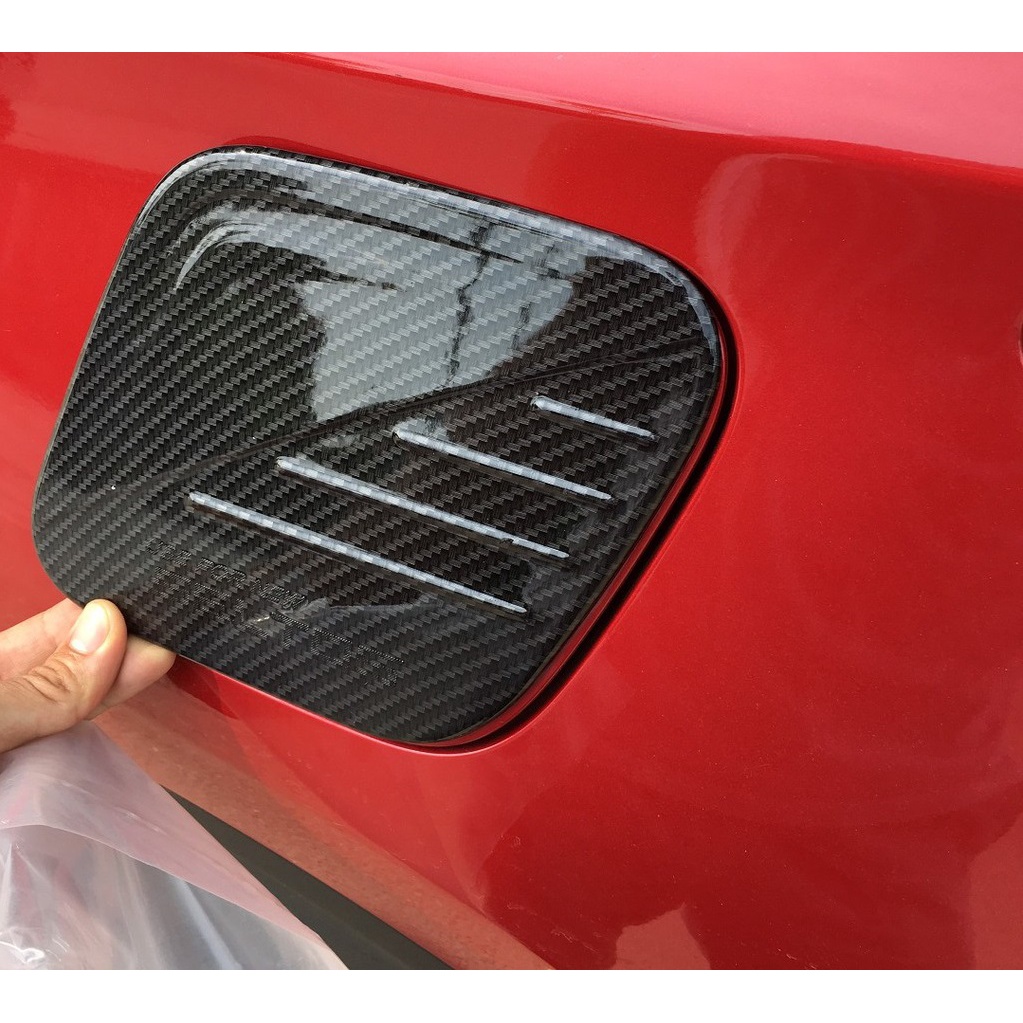 Kia Seltos, Ốp Nắp Xăng Carbon Kia Seltos 2020 2021 Vân Carbon Cao Cấp