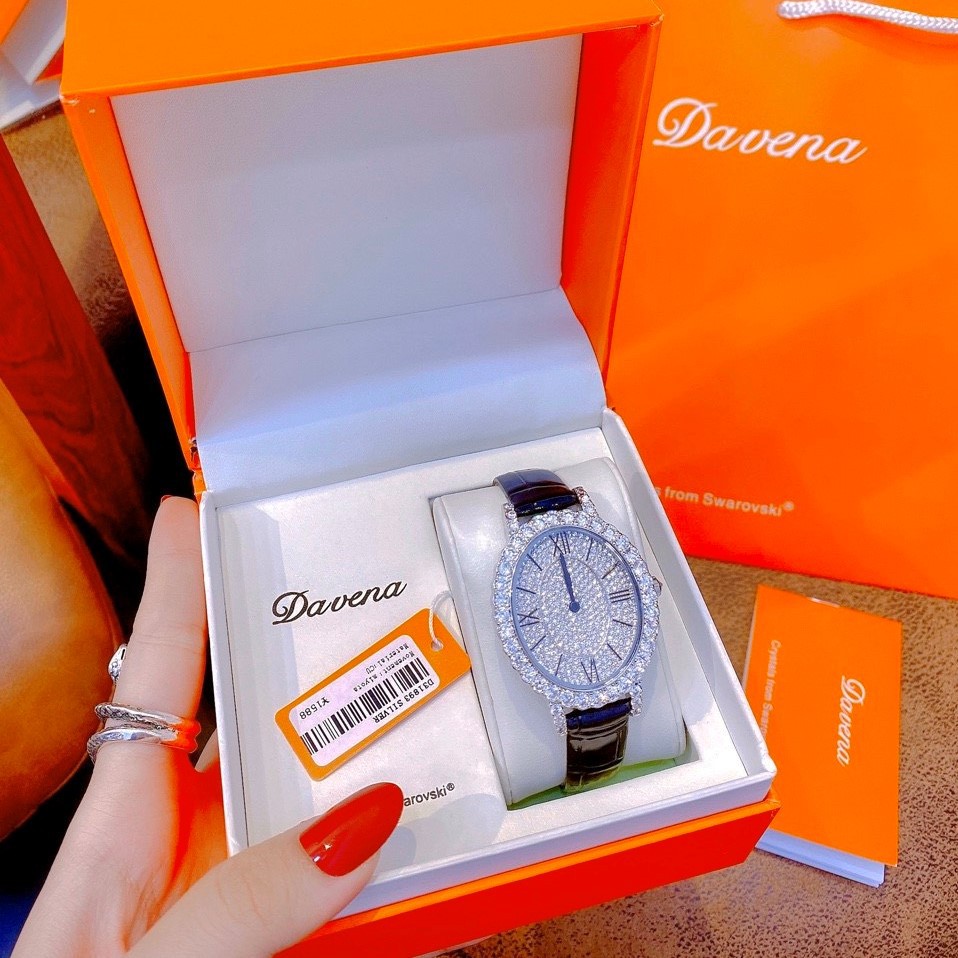 Đồng Hồ Davena Nữ Dây Da Đen 32mm Mặt Oval Đính Đá