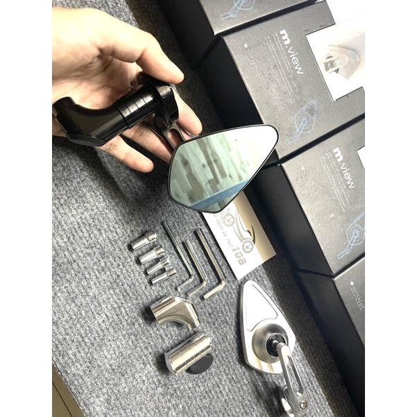 Gương  chiếu hậu kiểu M view, lá motogadget thông dụng mọi loại xe