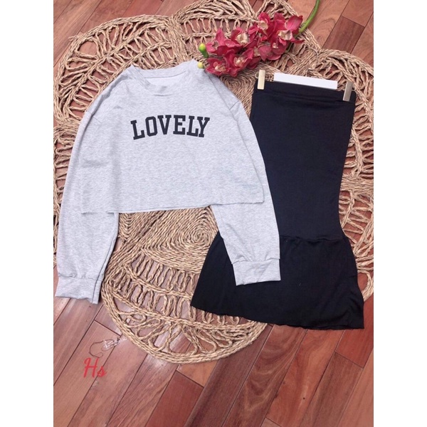 Sét áo LOVELY + chân váy đuôi cá HS6