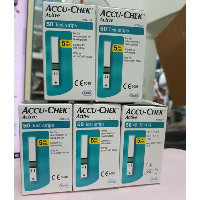Hộp 50 Que Thử Đường Huyết Accu Check Active - Đức + Tặng 50 Kim chích máu