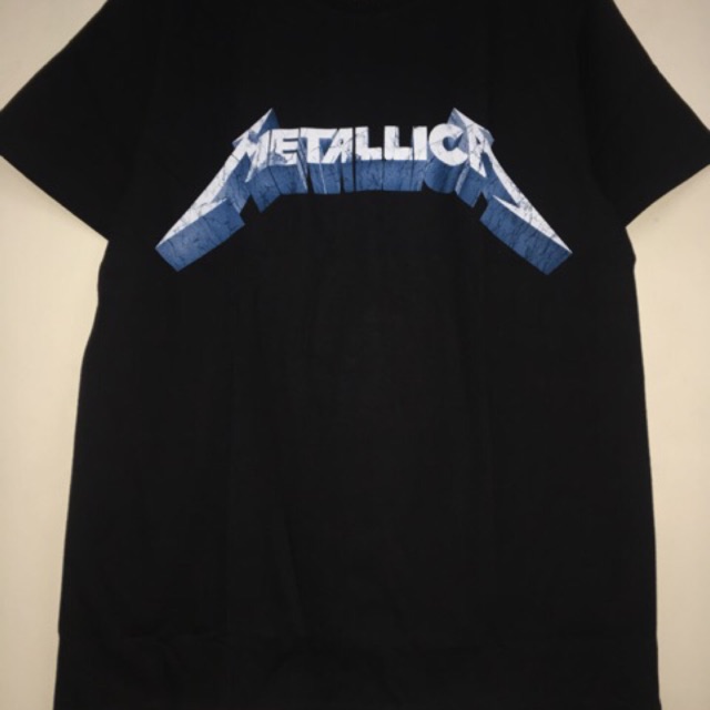 Áo Metallica còn size M