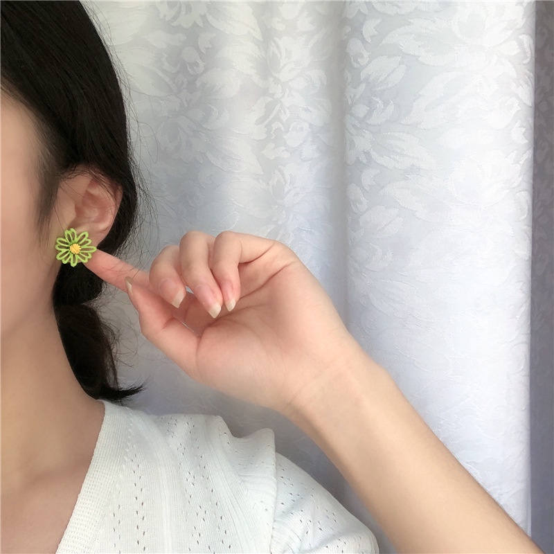 Bông Tai Nữ Tạo Hình Cúc Họa Mi Màu Xanh Xinh Xắn Phong Cách Hàn Quốc