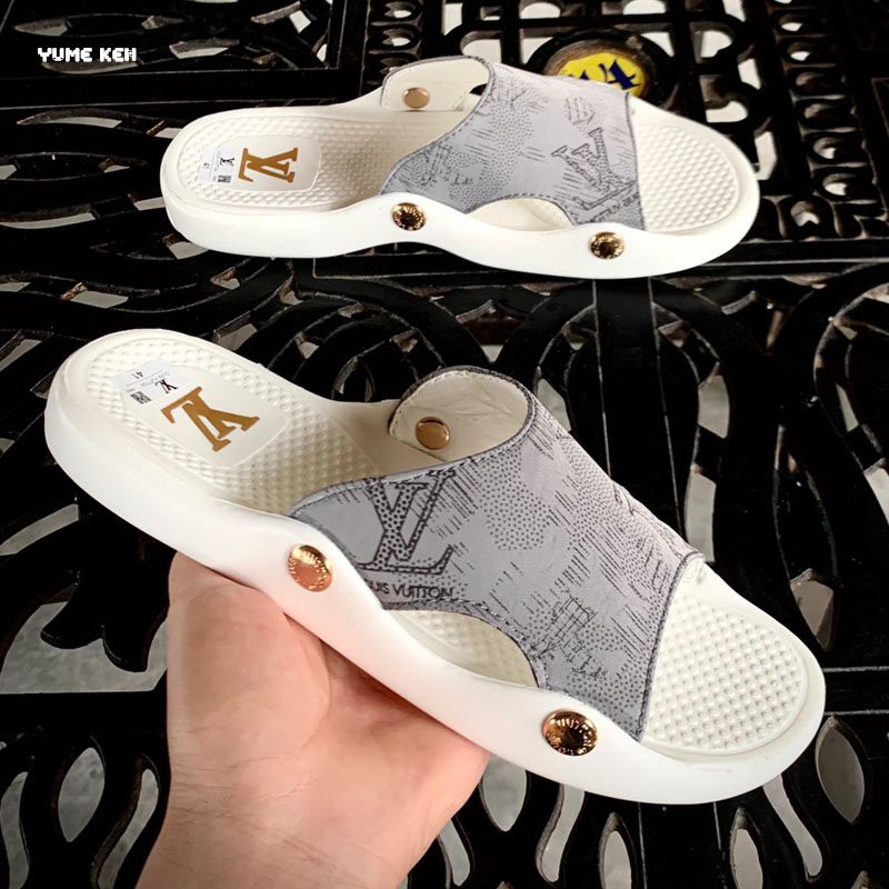 Dép Nam LV Trắng Siêu Nhẹ Thoáng Khí - Thiết Kế Sang Trọng Thời Trang Đẳng Cấp