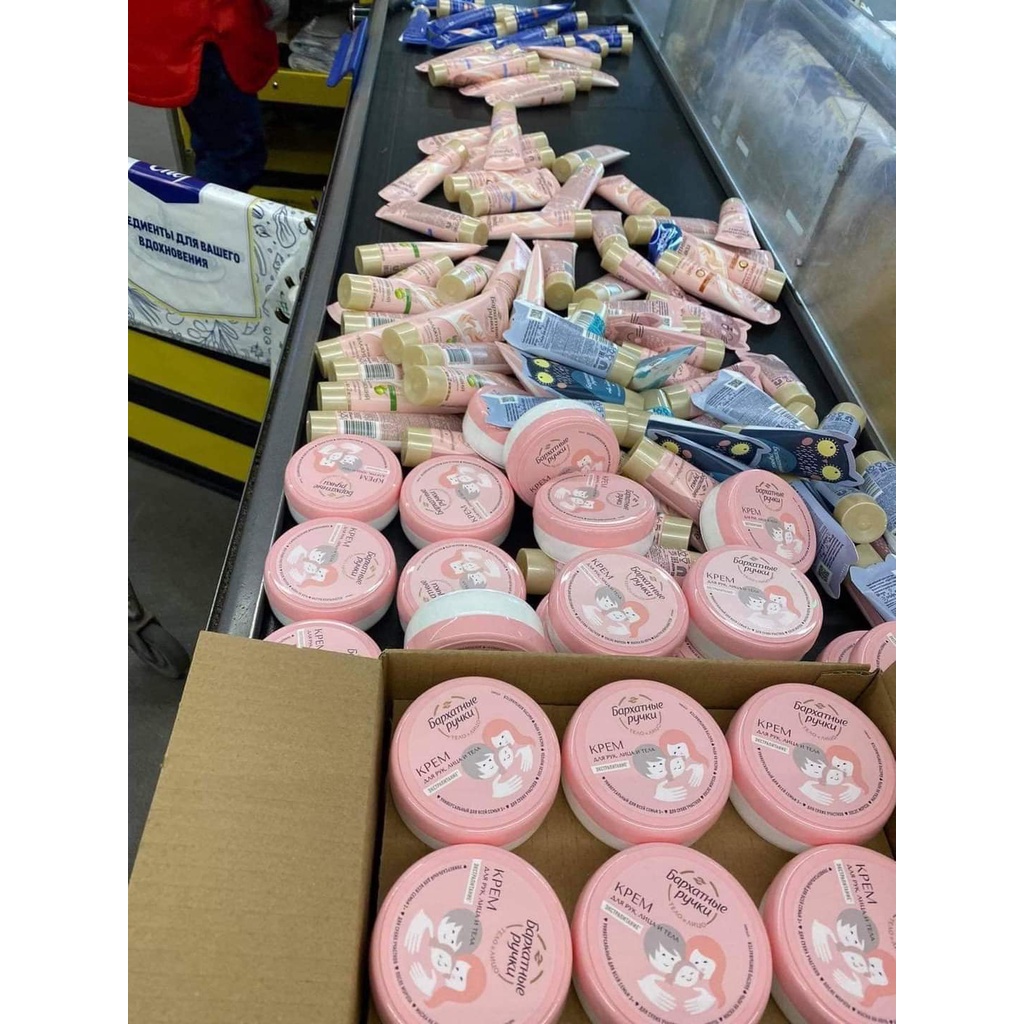 Kem Dưỡng Da Tay Silky Hands  Nga 80ml giúp dưỡng ẩm và chăm sóc da tay