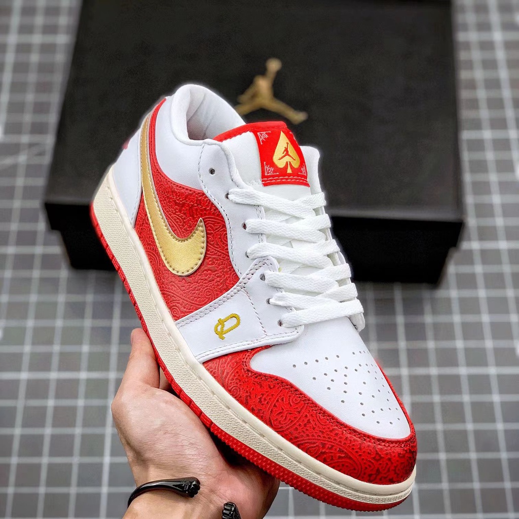 Giày BóNg Rổ ChấT LiệU Da Cho Nam Và Nữ